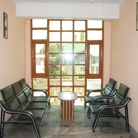 Hotel Azad Durgjan Екстер'єр фото